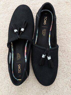 TOMS Kelli Suede Tasseled Slip-on Loafers-8M